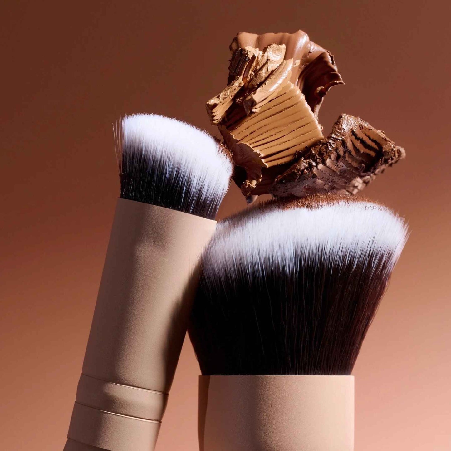Beauty Creations Snatch and Sculpt Dual-ended Brush