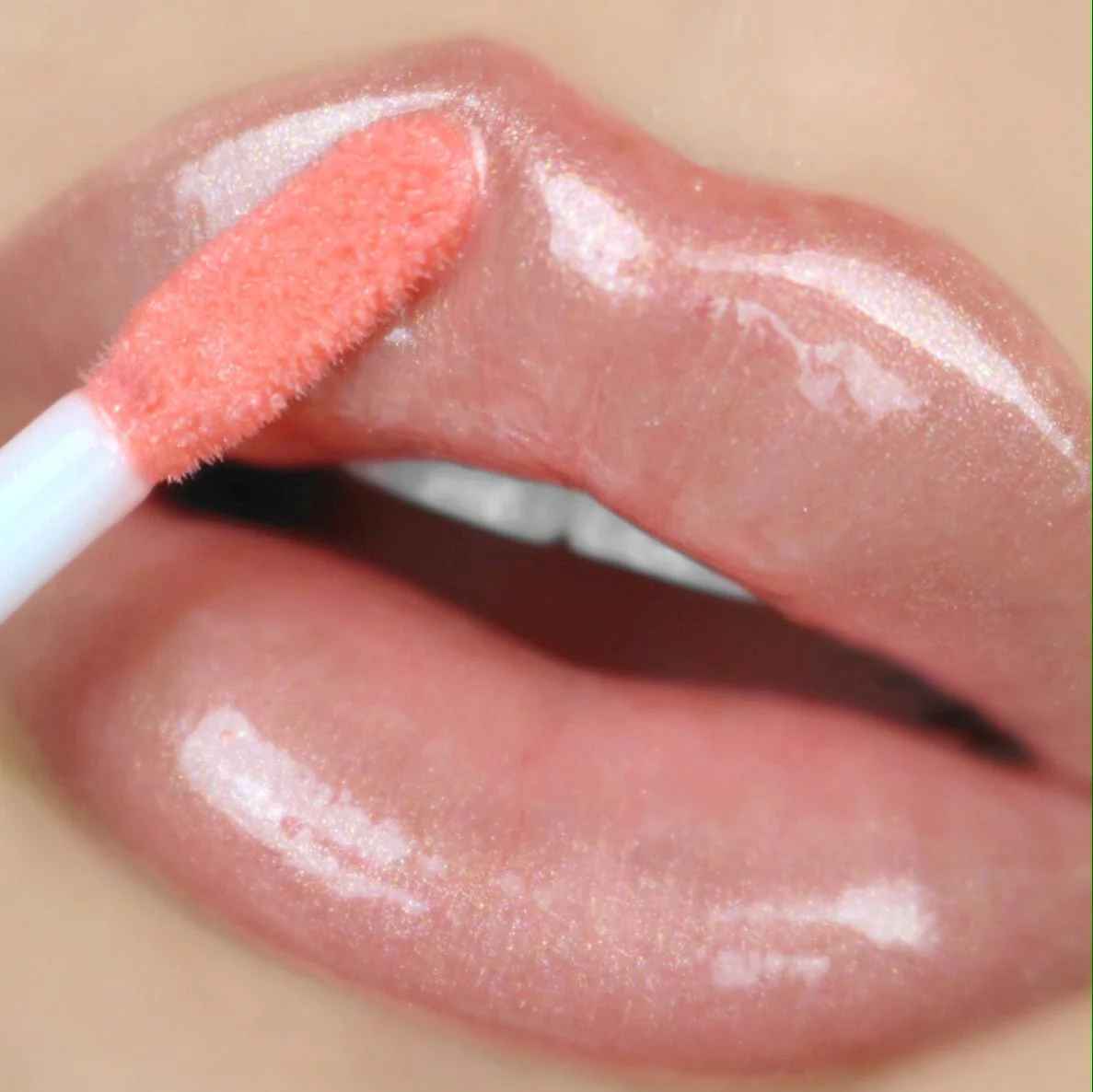 Beauty Creations Ultra Dazzle Lip Gloss