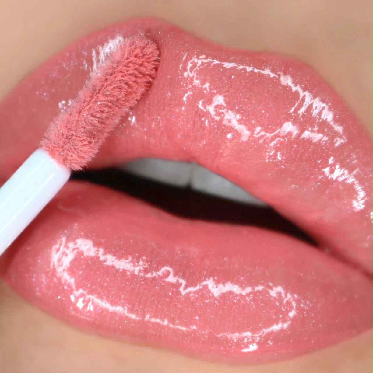 Beauty Creations Ultra Dazzle Lip Gloss