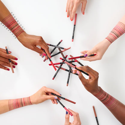 Essence 8h Matte Comfort Lipliner 10