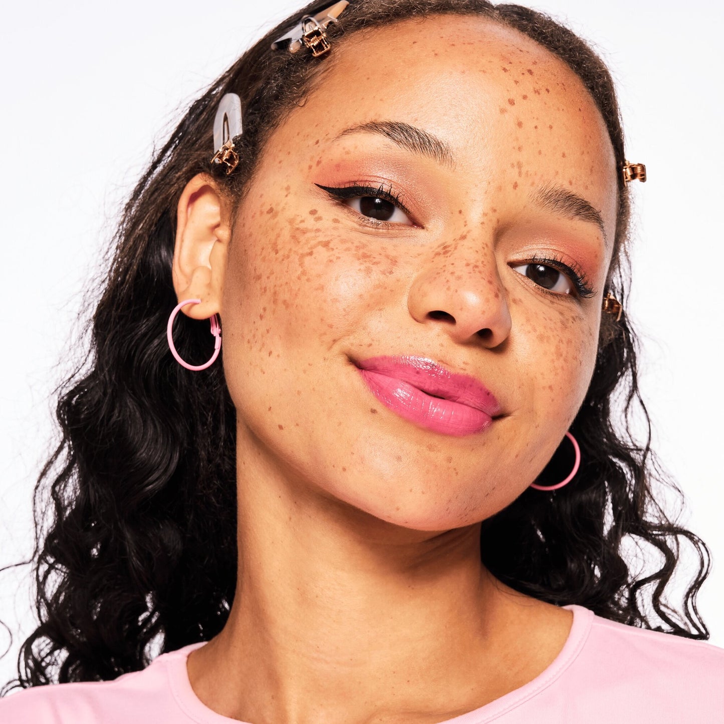 Essence Juicy Bomb Glossy Butter Lip Balm