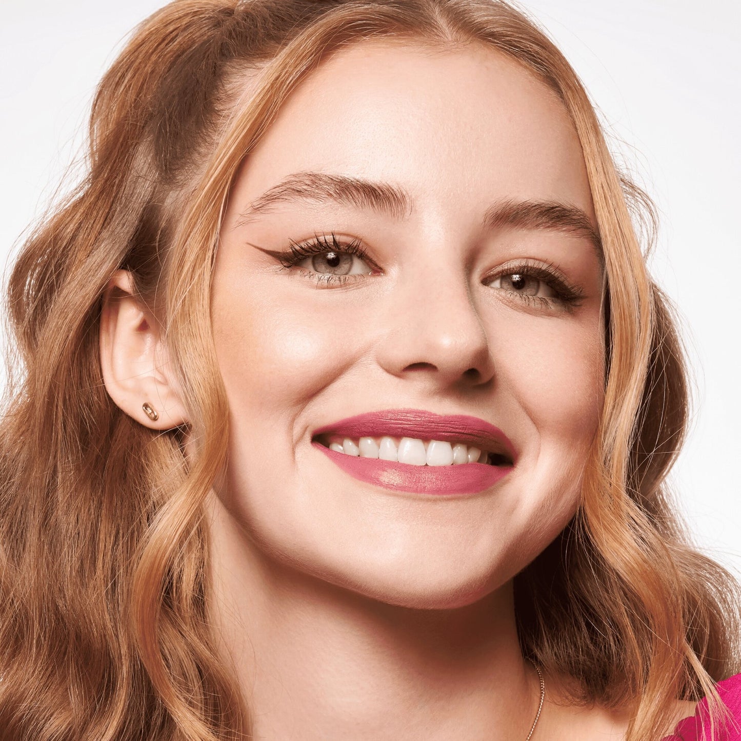 Essence Stay & Play Gel Eyeliner Pot