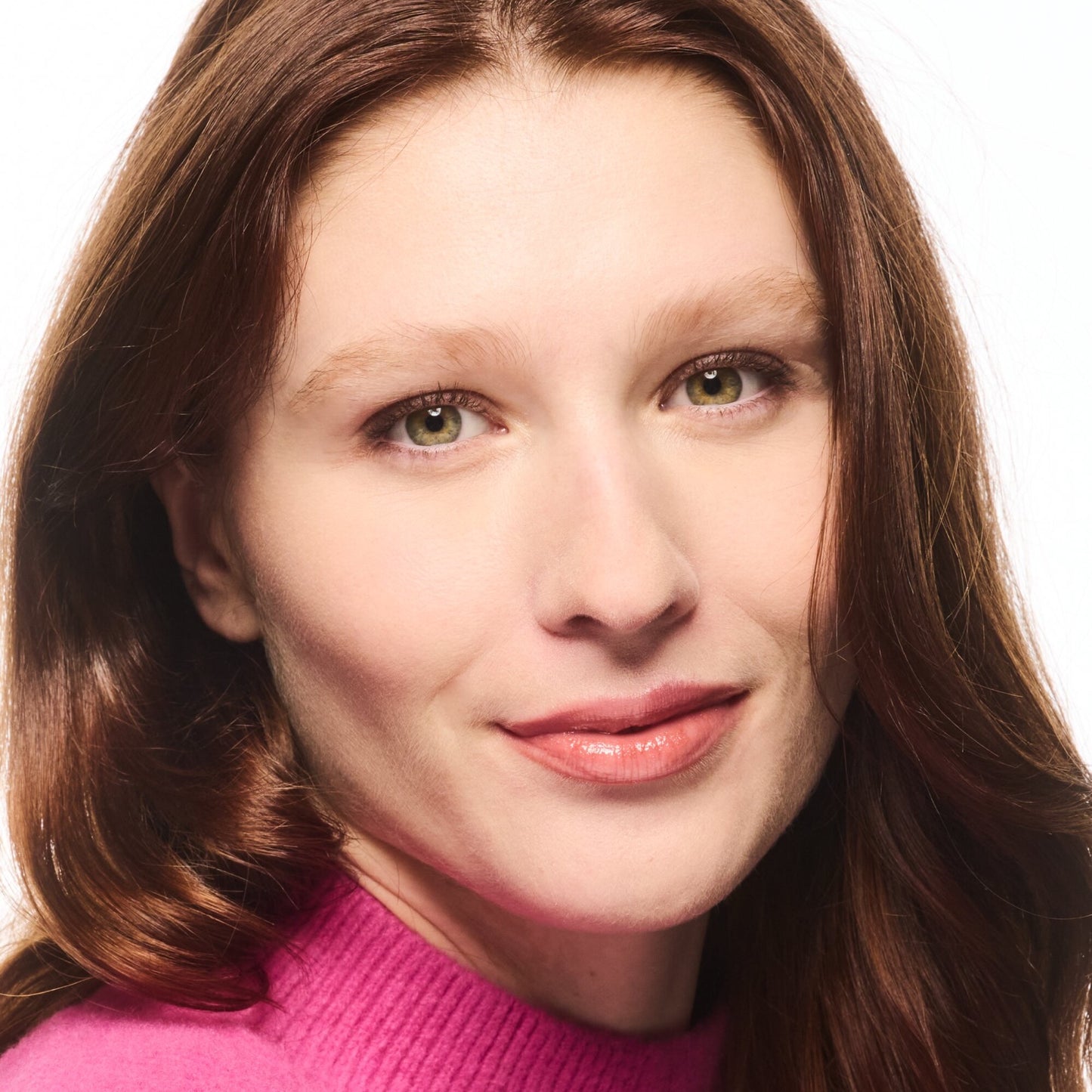 Essence Foundation Stick