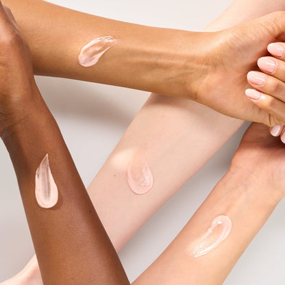Essence Silky Blur Poreless Primer
