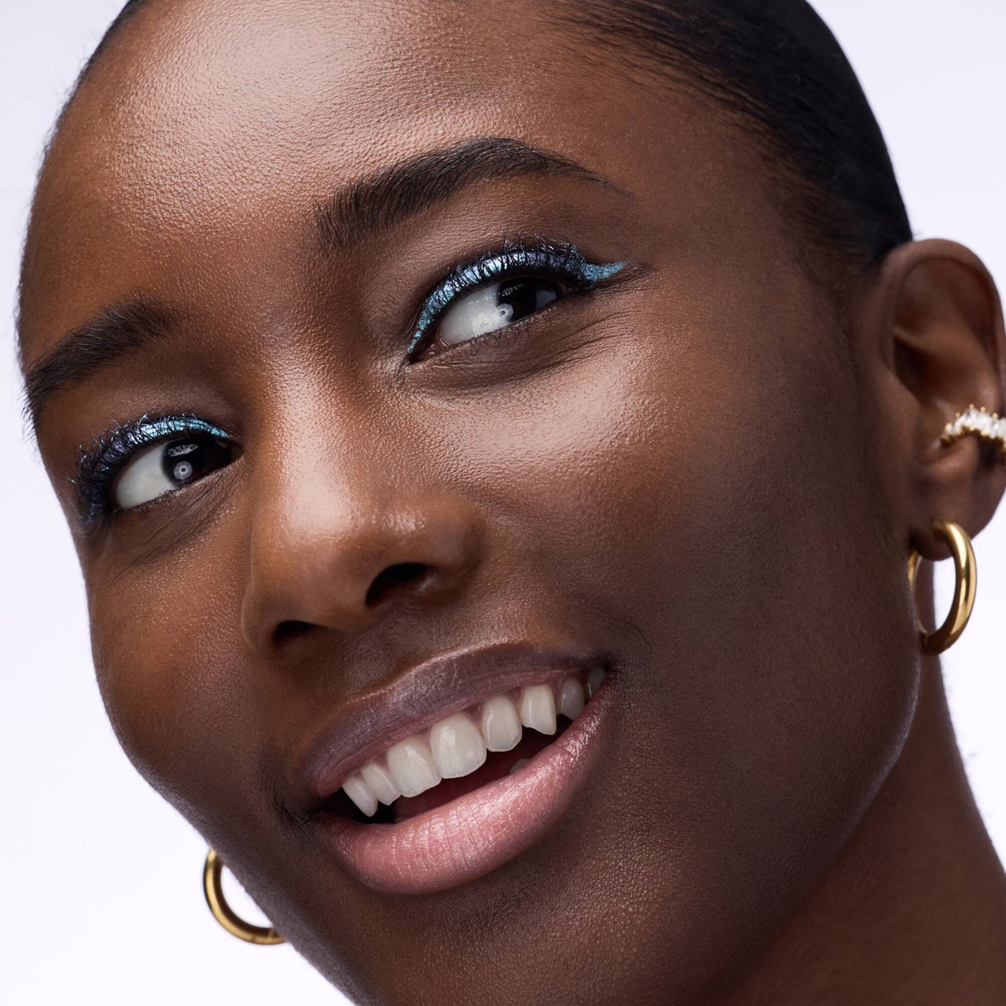 Catrice Space Glam Liquid Effect Eyeliner