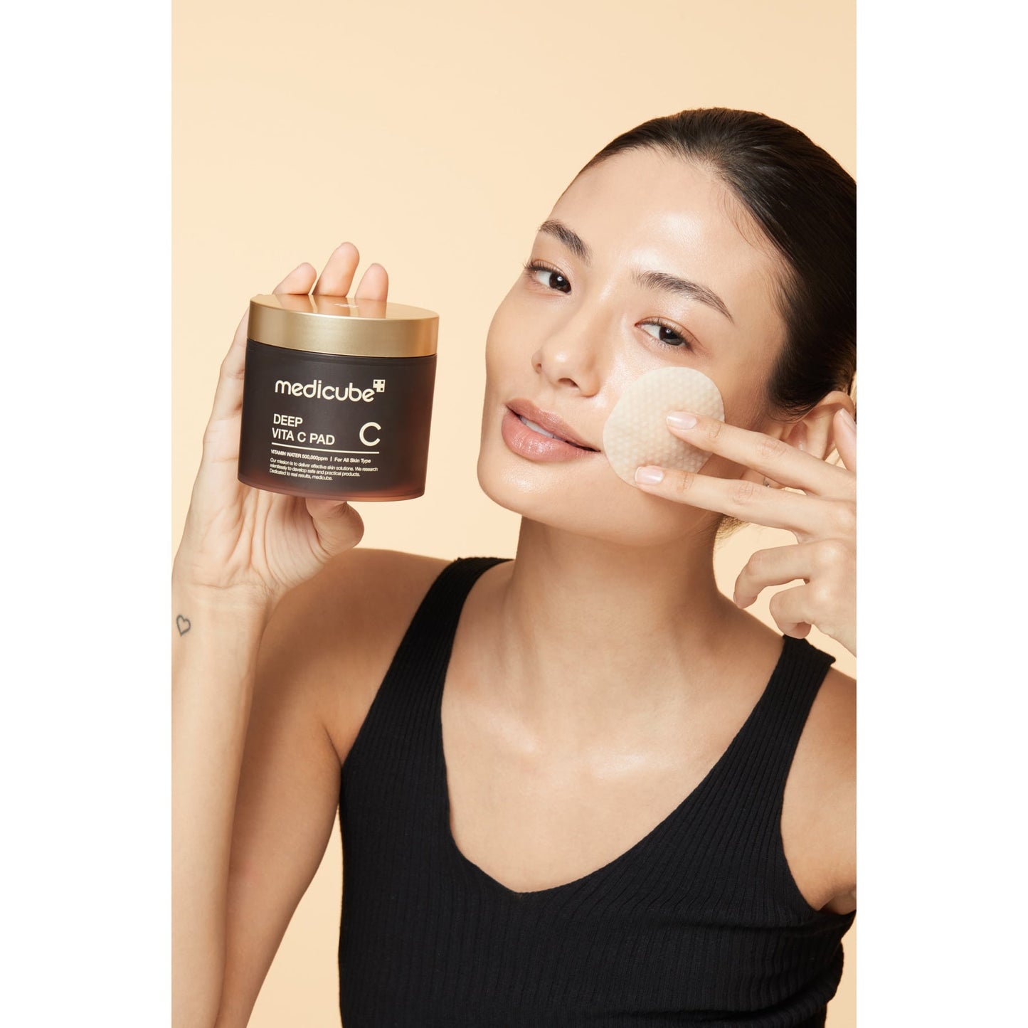 Medicube Deep Vita C Pad