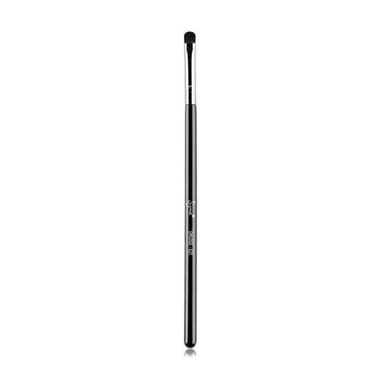 E21 Smudge Eye Brush 1pc Black|7.2g