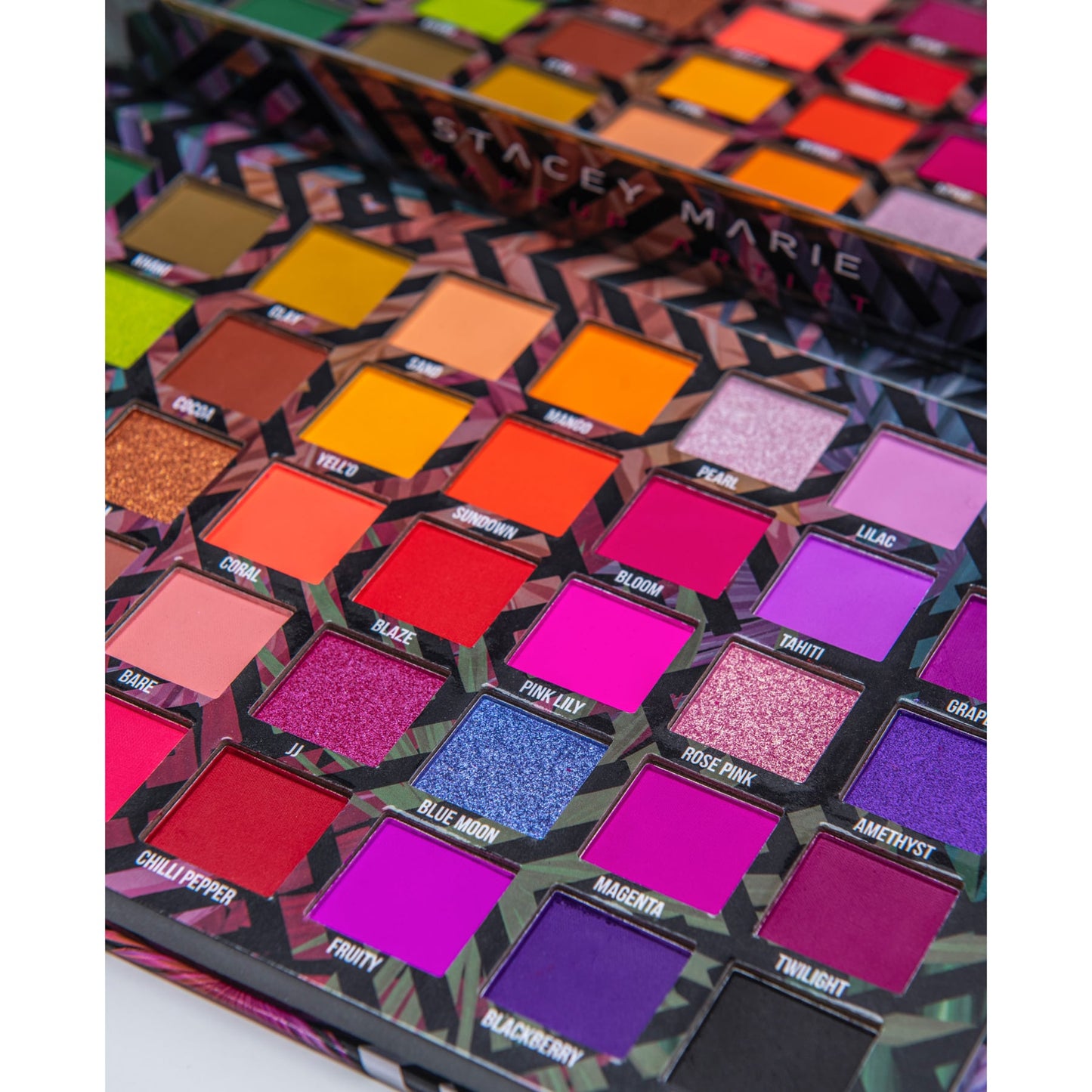 Bperfect x  Stacey Marie Carnival III Eyeshadow Palette Love Tahiti - 40 shades