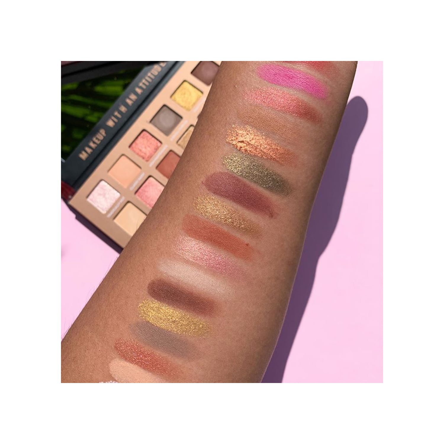 Too Much Drama Eyeshadow Palette 18 shades 18g