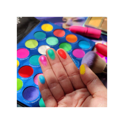 City of Neon Lights Vibrant Pigment & Eyeshadow Palette 24 shades 36g