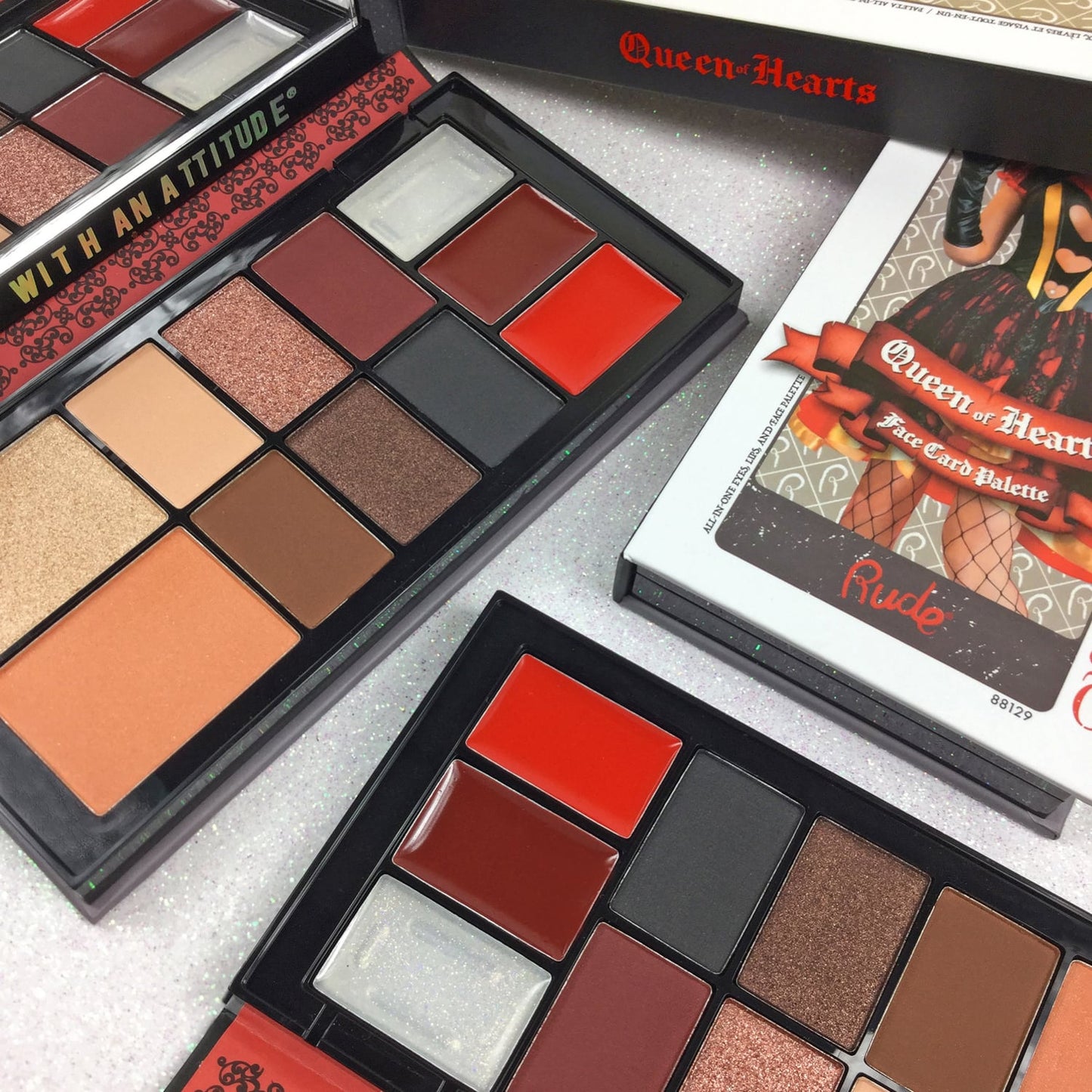 Face Card Palette Queen of Hearts 11 shades Queen of Hearts|14.6g