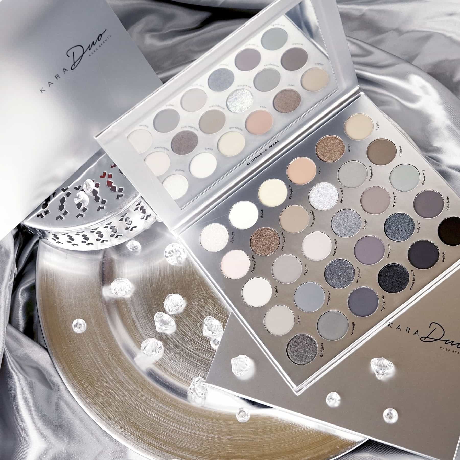 Pro Eyeshadow Palette - 30 shades 15 Goddess Nem|0.84oz