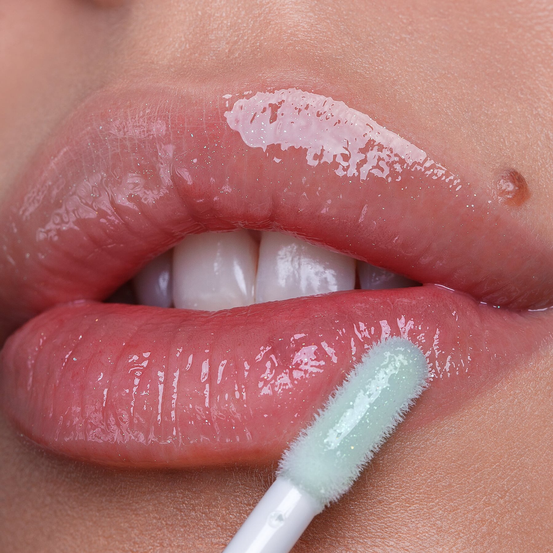 Volumizing Extreme Lip Booster Lip Gloss 5ml 040 Trick Or Treat|5ml